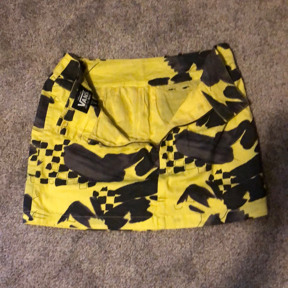 VANS skirt